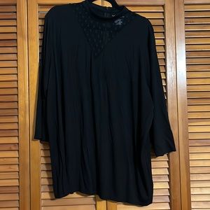 LB mesh V neck top, 3/4 sleeves
